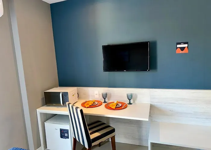 Flat 223 - Moderno e Privilegiado a 700m da Praia